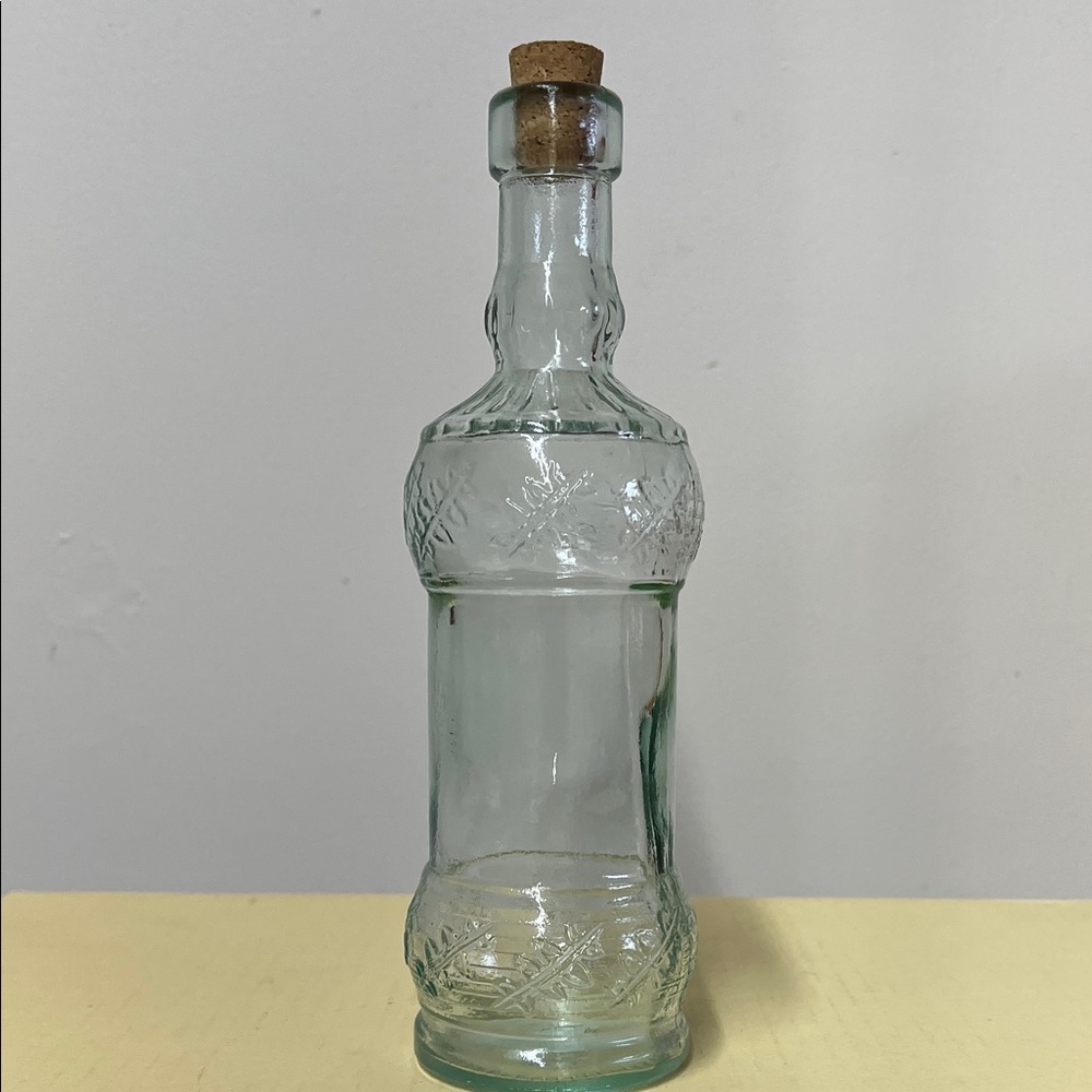 Elegant Clear Glass Bottle with Cork